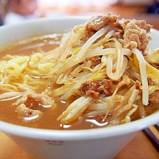 肉野菜味噌ラーメン